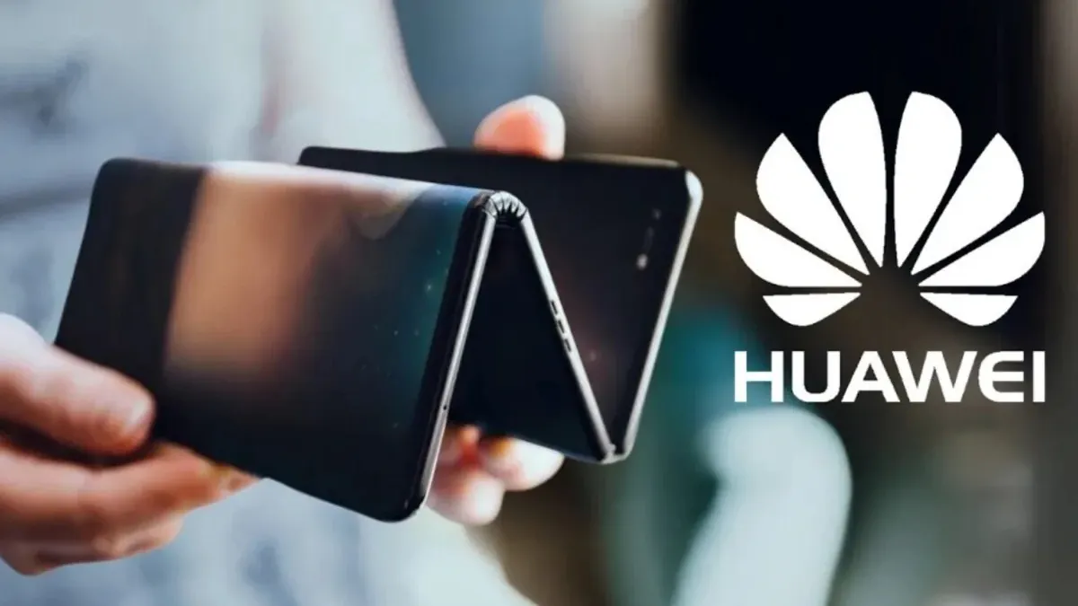 Huawei Trifold Smartphone