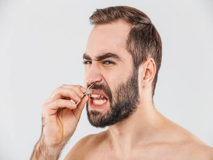 Side Effects of Plucking Nose Hair-talkaaj.com